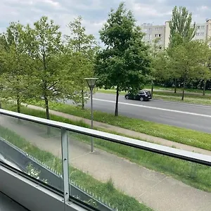 Grand Entier Situé à Appartement